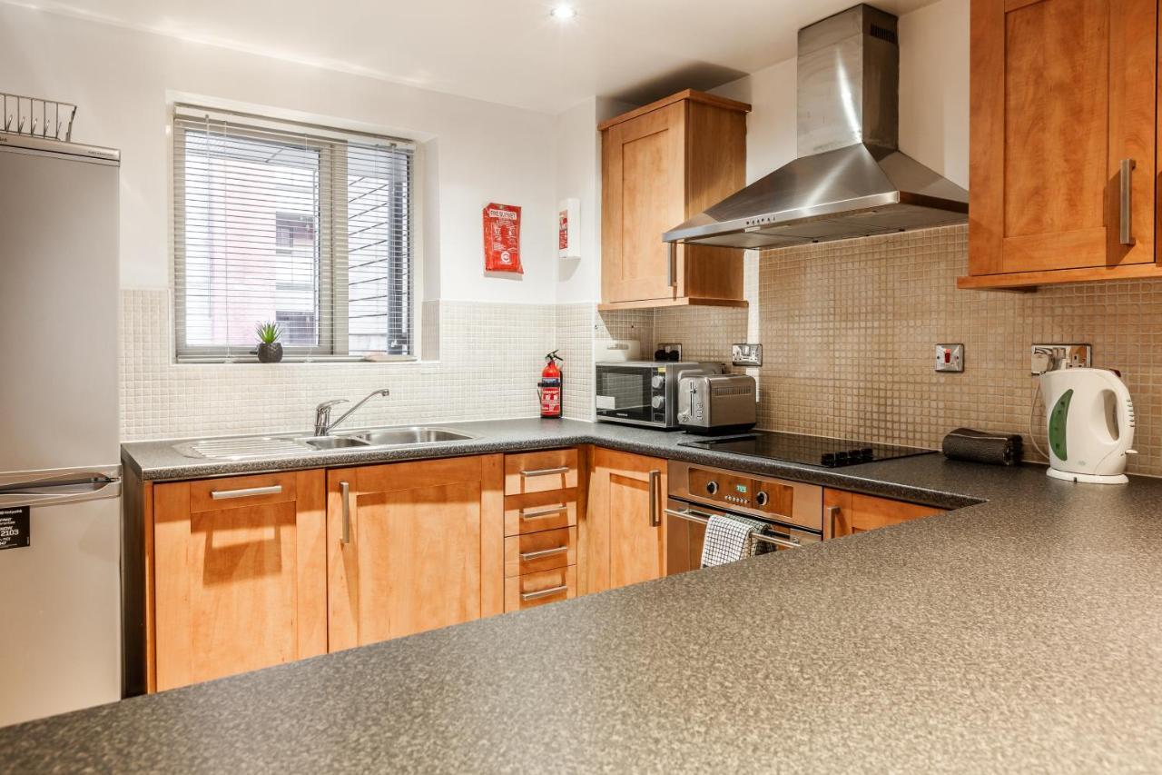 Liverpool City Centre Apartments - East Village Esterno foto