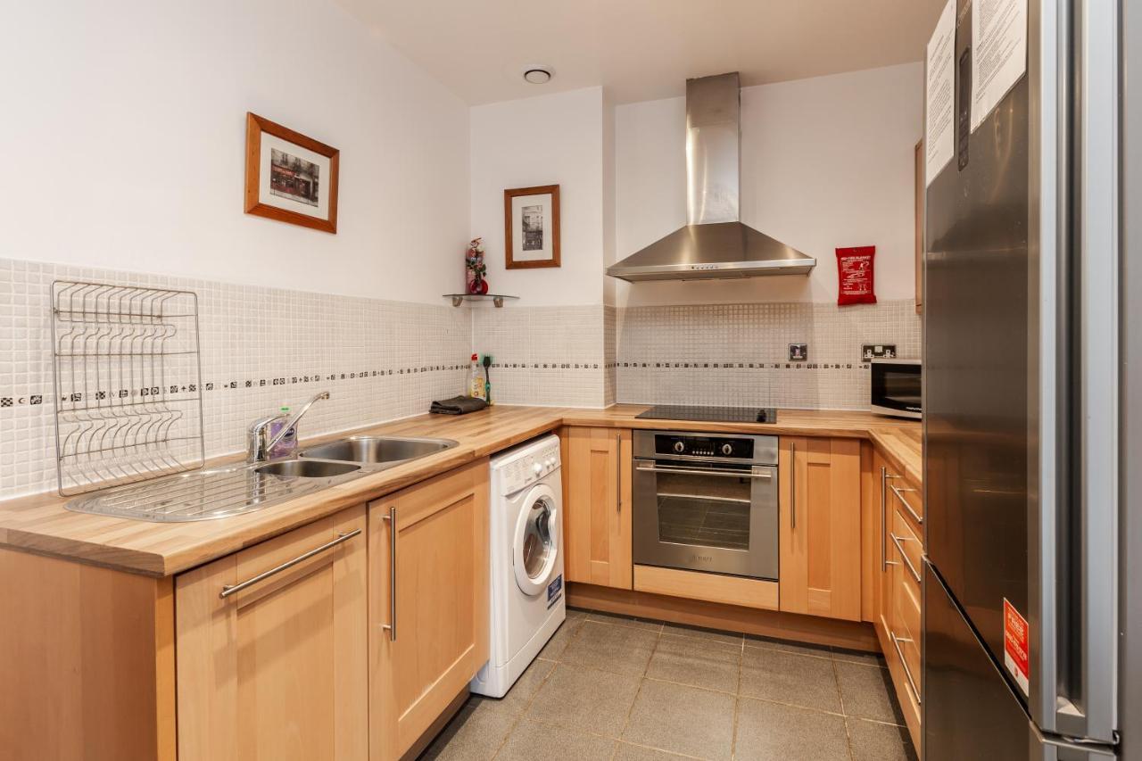 Liverpool City Centre Apartments - East Village Esterno foto