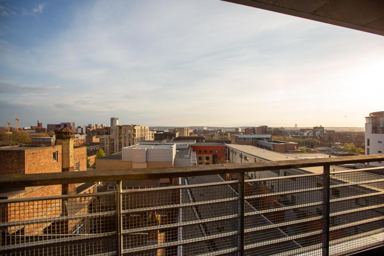 Liverpool City Centre Apartments - East Village Esterno foto