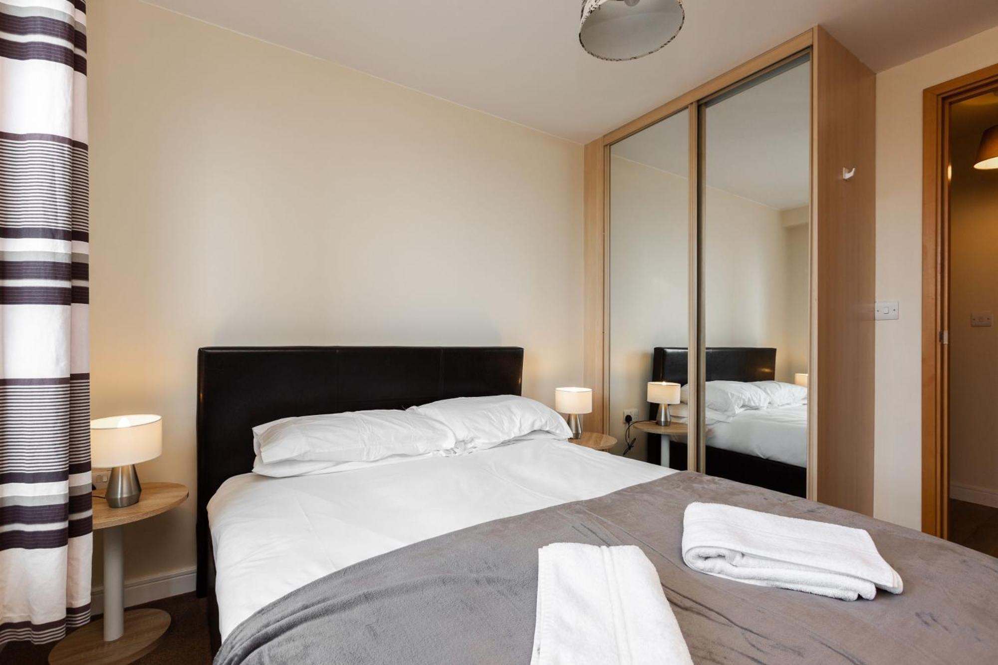 Liverpool City Centre Apartments - East Village Esterno foto